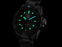 TAG Heuer Aquaracer Professional 300><noscript><img width=