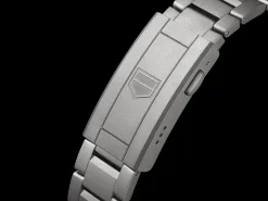 TAG Heuer Aquaracer Professional 200 Solargraph><noscript><img width=